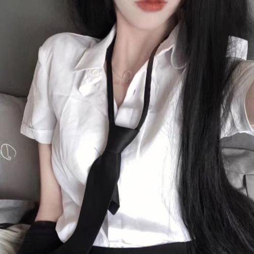 泄密者死